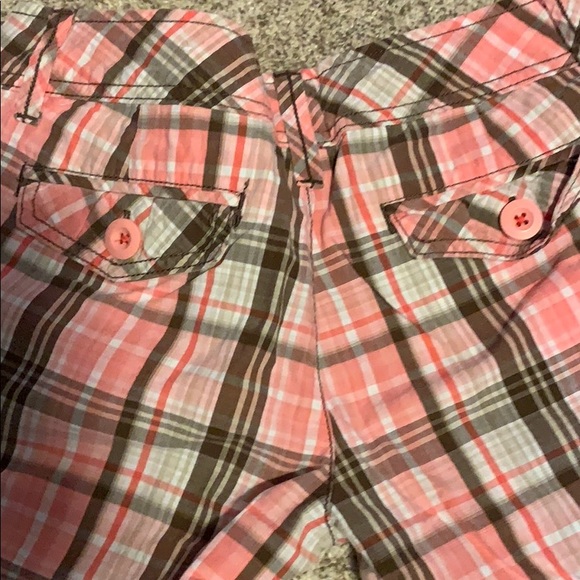 Bermuda shorts - Picture 6 of 6